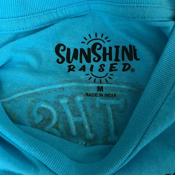 I’m a beach girl T-shirt - Picture 3 of 4